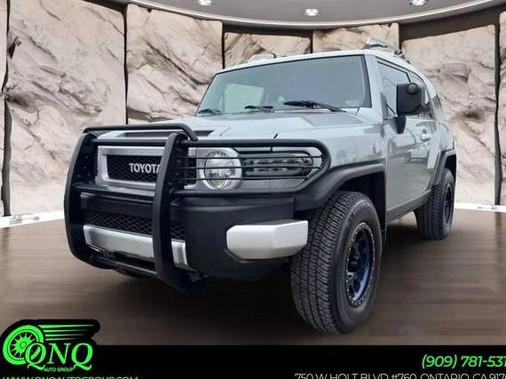 TOYOTA FJ CRUISER 2010 JTEBU4BF9AK095858 image